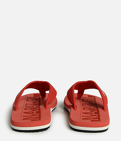 Elm Pun slippers 3