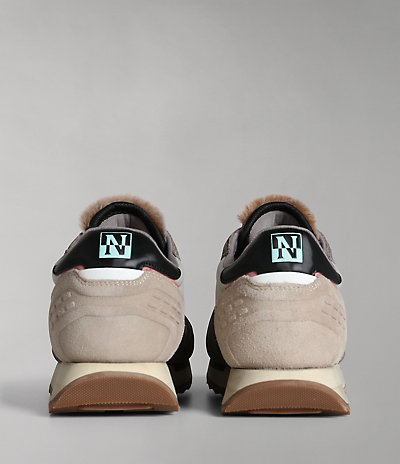 Vicky Trainers 3