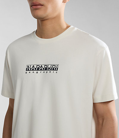 T-Shirt a Maniche Corte Box 4