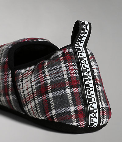 Herl Chequered Slippers 8