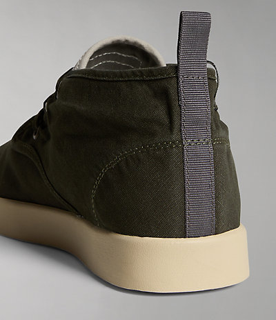 Canvas Mid Top Clover Trainers 8