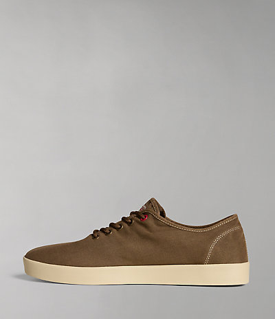 Canvas Low Top Clover Trainers 5