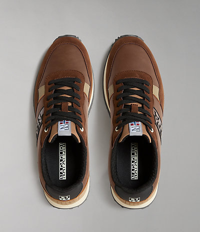 Sneaker Cosmos Faux Leather 6
